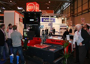 Kerf Burns Up The Competition at MACH 2014